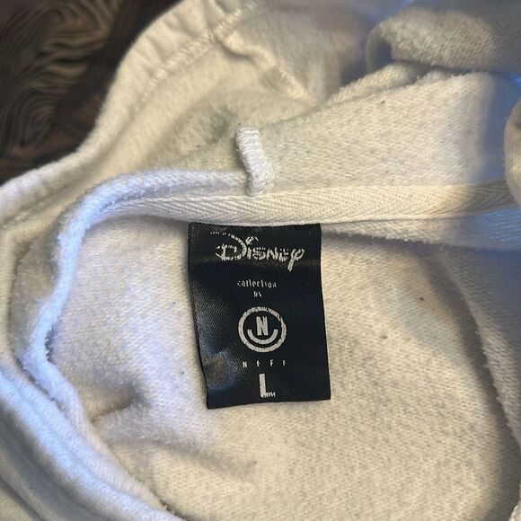 Neff White Hoodie with Disney Collaboration L (BK1) - Picture 5 of 5